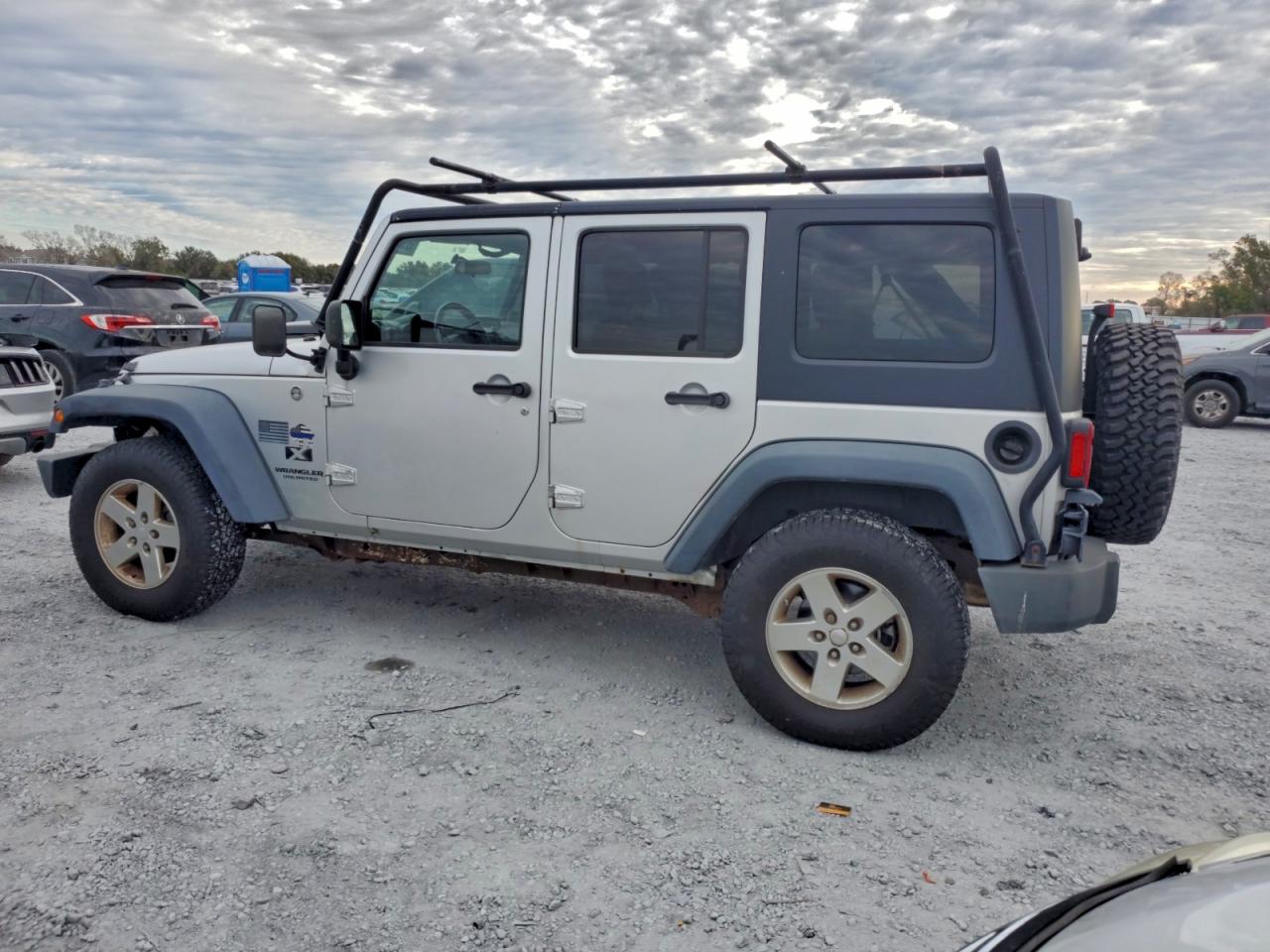 2008 JEEP WRANGLER UNLIMITED X photo 2