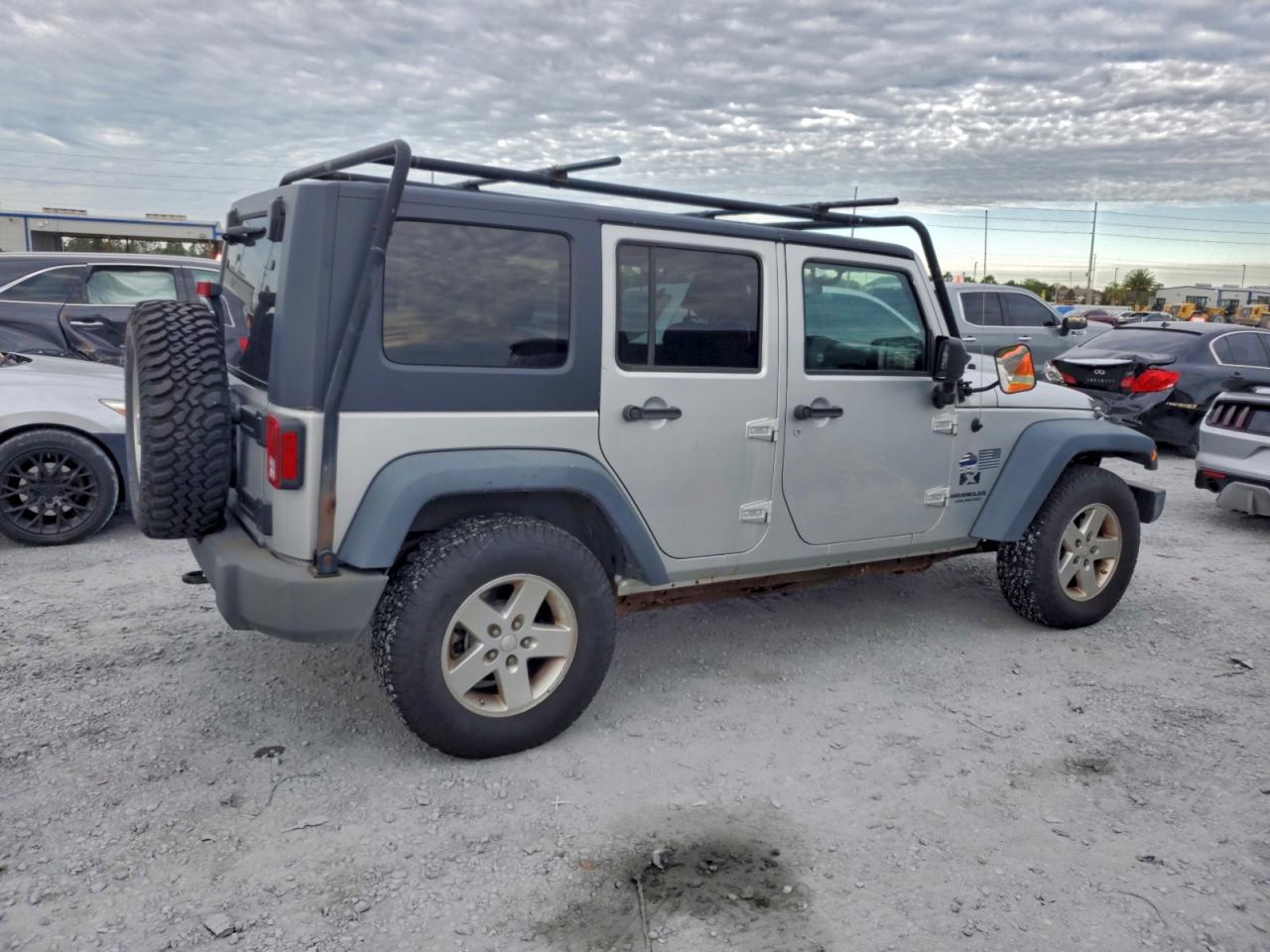 2008 JEEP WRANGLER UNLIMITED X photo 3