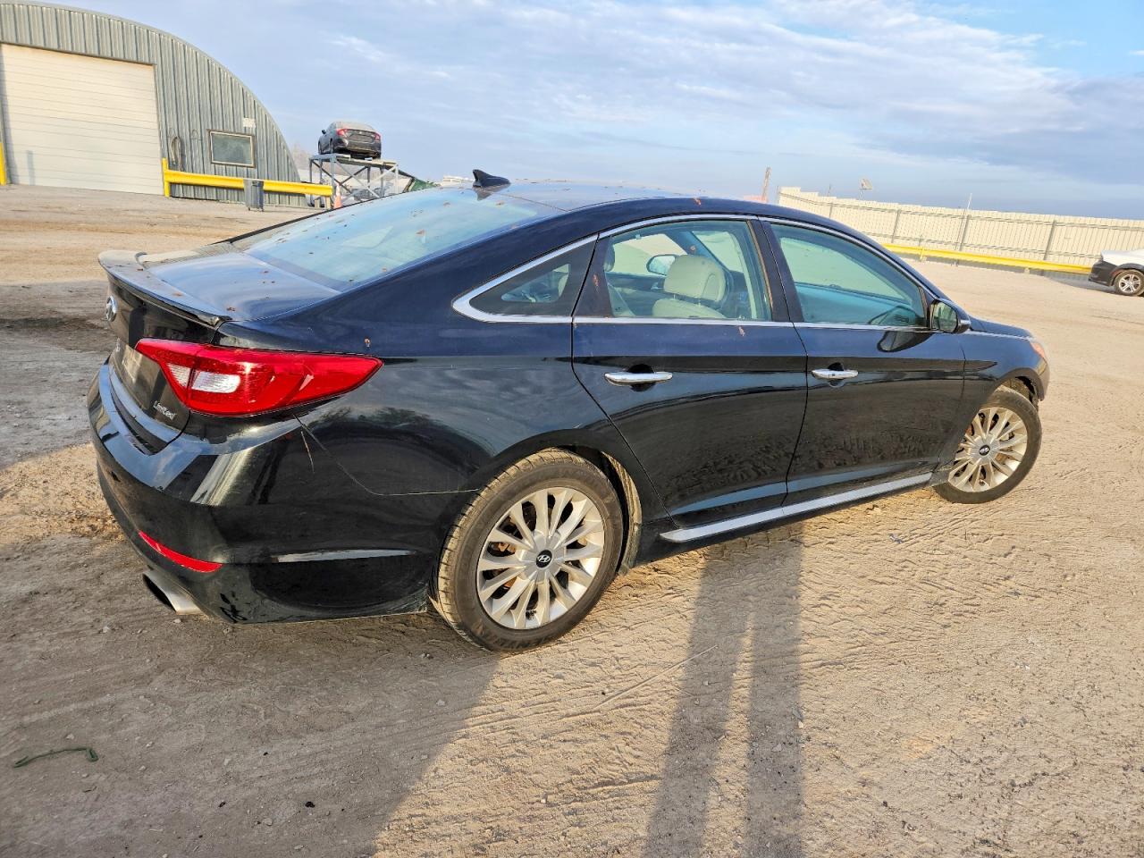 2015 HYUNDAI SONATA SPORT photo 3