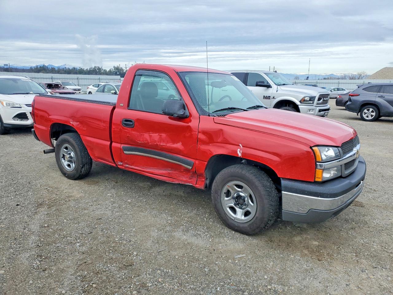 2004 CHEVROLET SILVERADO C1500 photo 4