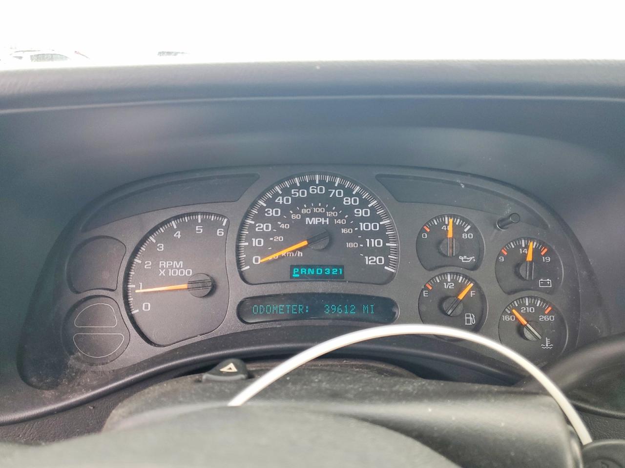 2004 CHEVROLET SILVERADO C1500 photo 9