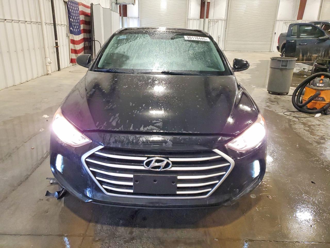 2017 HYUNDAI ELANTRA SE photo 5