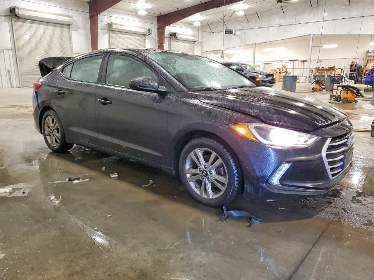 2017 HYUNDAI ELANTRA SE photo 4