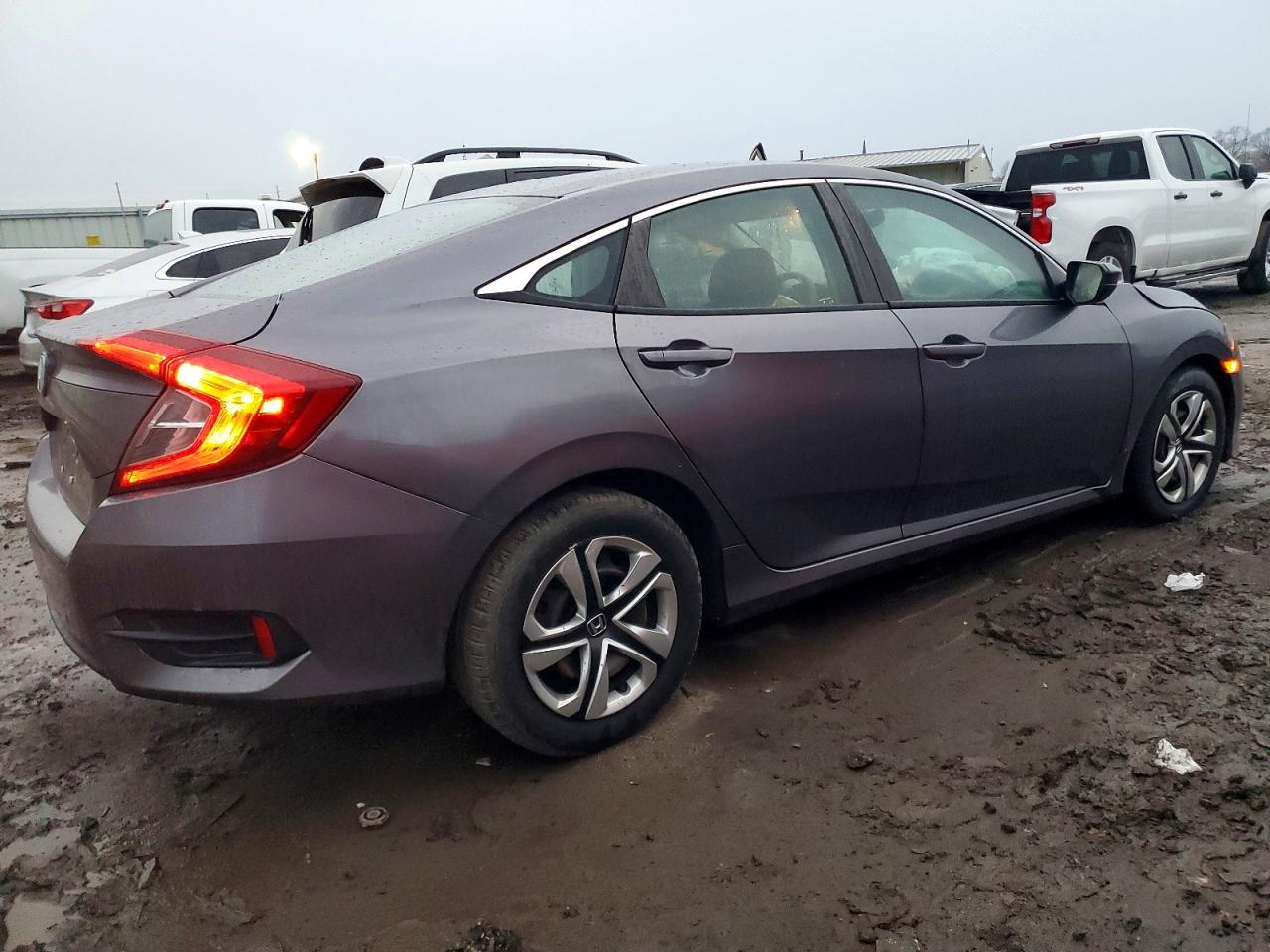 2017 HONDA CIVIC LX photo 3