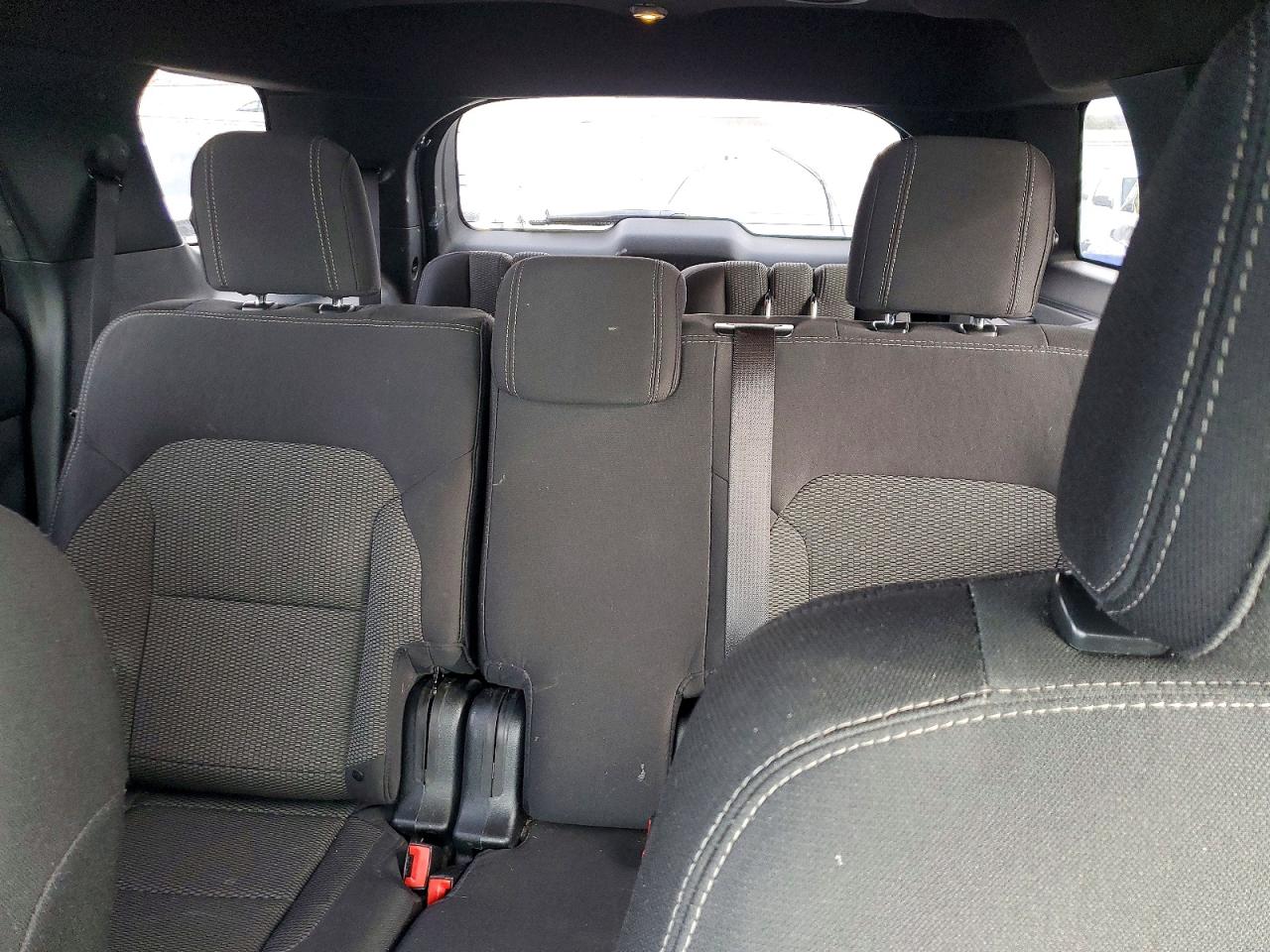 2018 FORD EXPLORER XLT photo 10