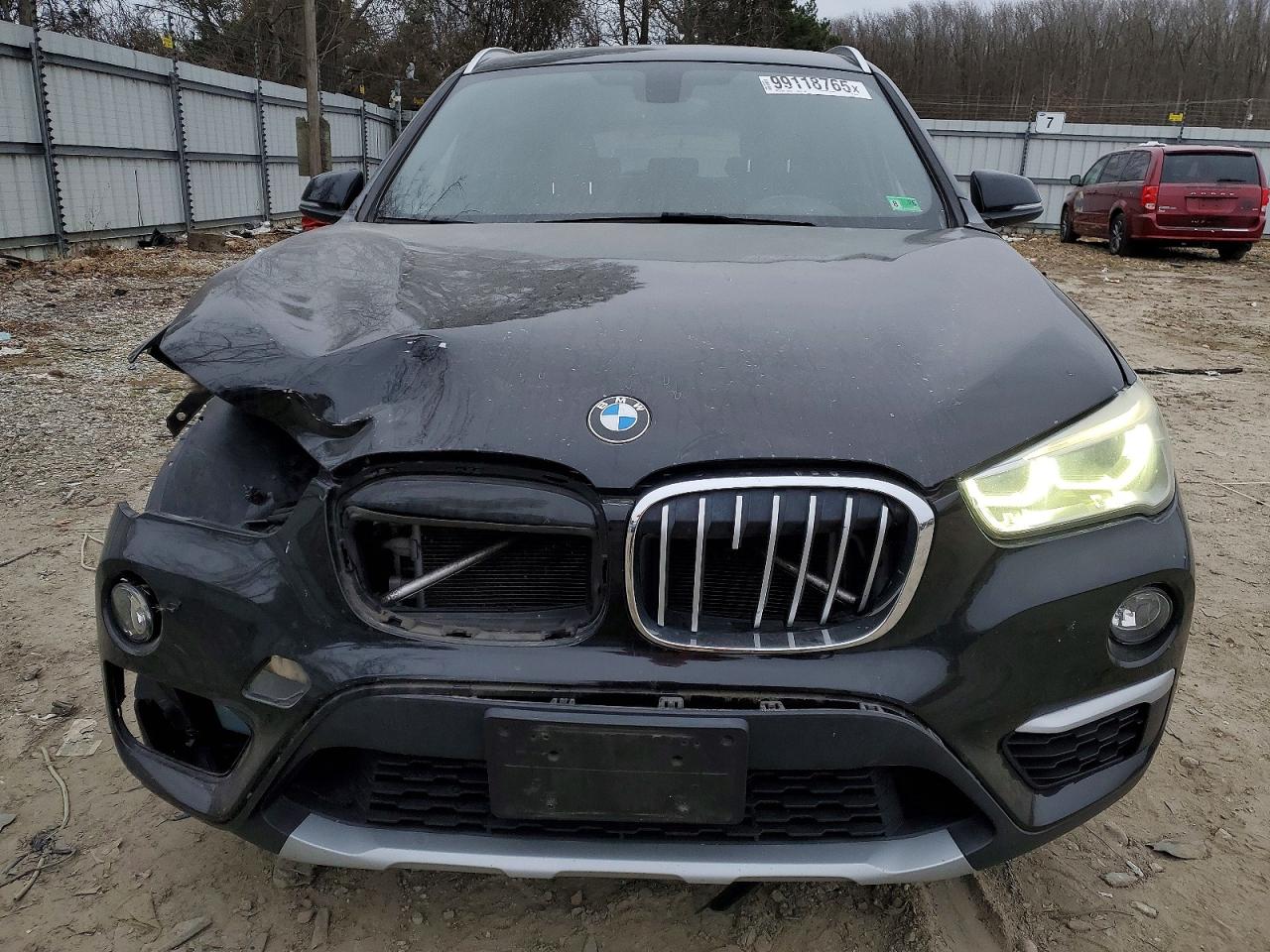 2016 BMW X1 XDRIVE28I photo 5