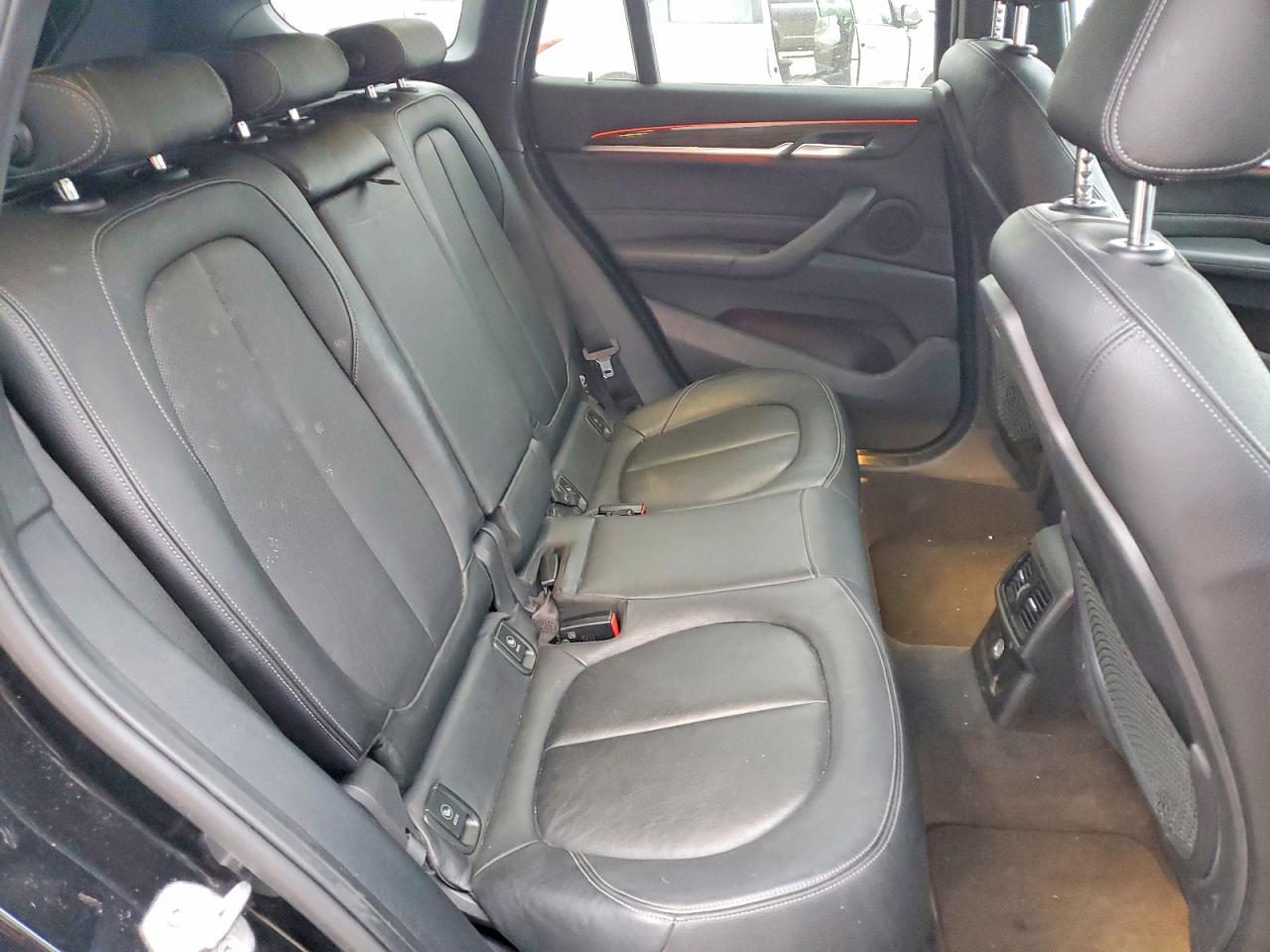 2016 BMW X1 XDRIVE28I photo 11