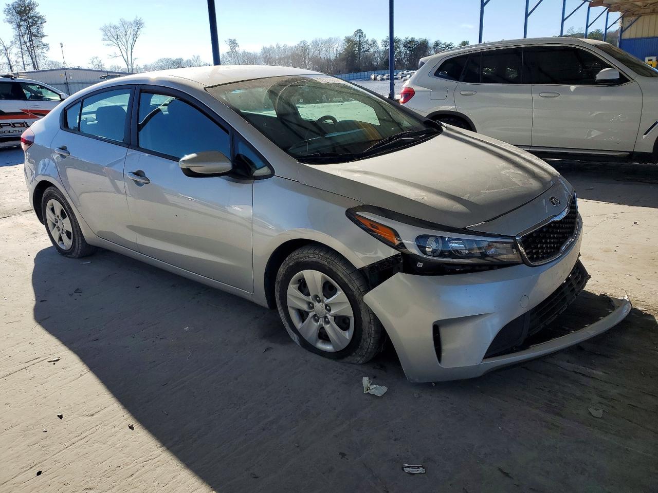 2017 KIA FORTE LX photo 10
