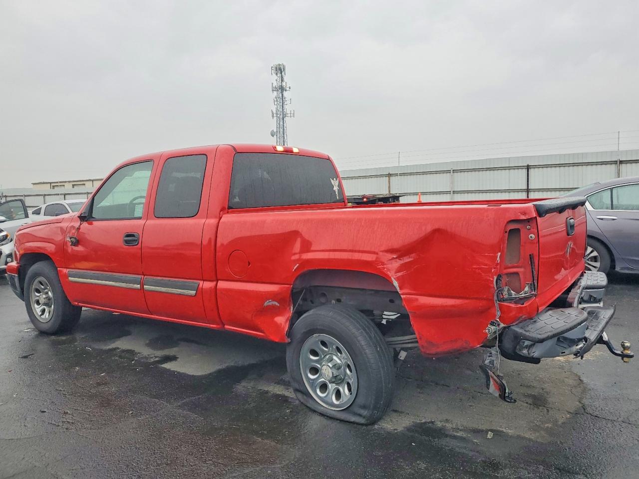 2006 CHEVROLET SILVERADO C1500 photo 2