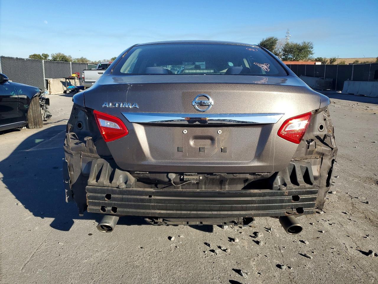 2016 NISSAN ALTIMA 2.5 photo 6