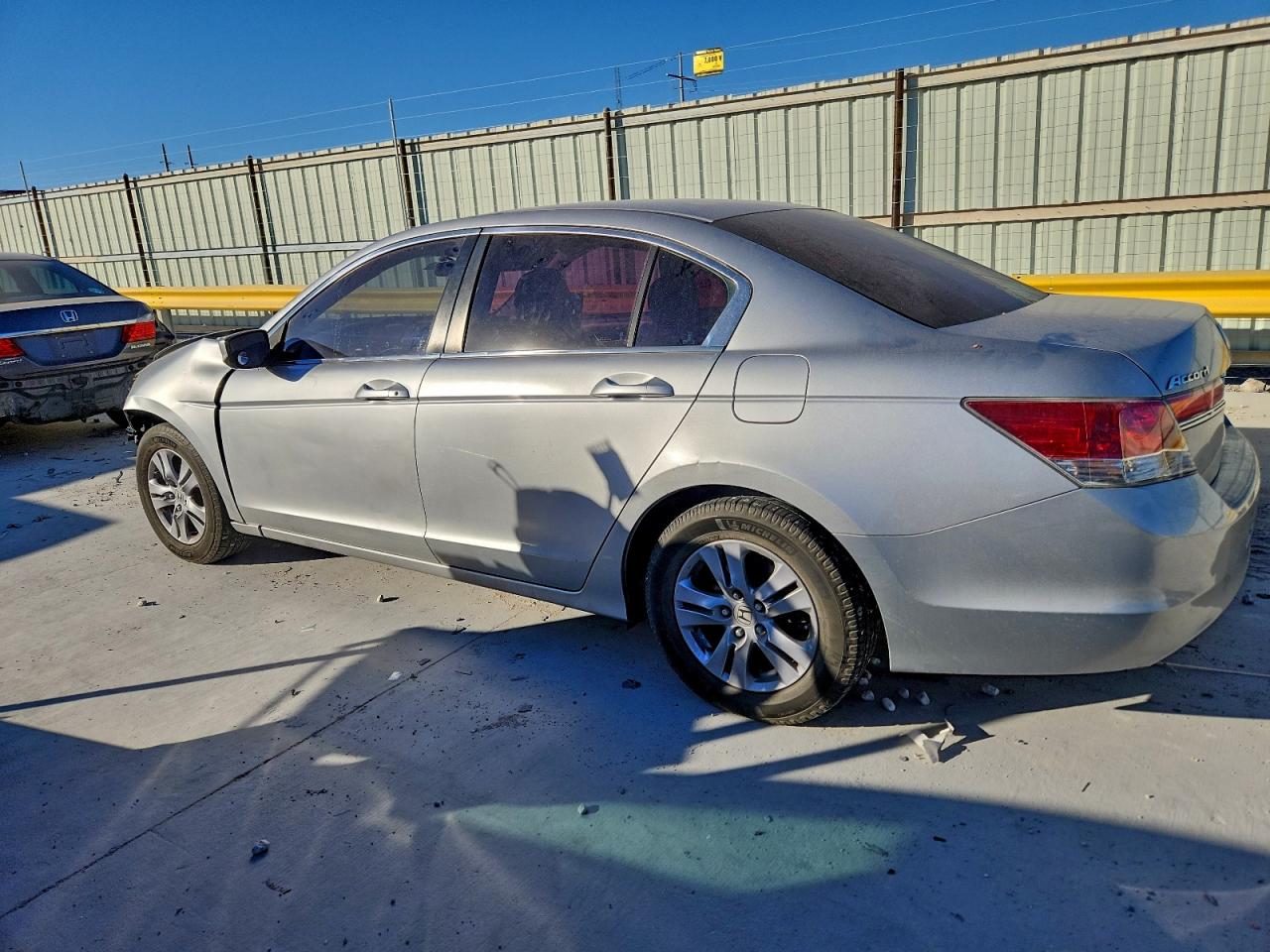 2012 HONDA ACCORD LXP photo 3