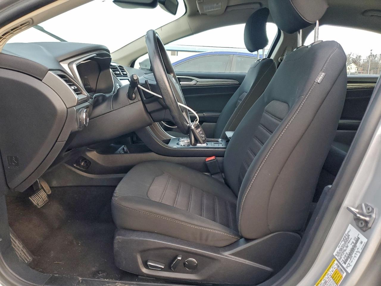 2019 FORD FUSION SE photo 7