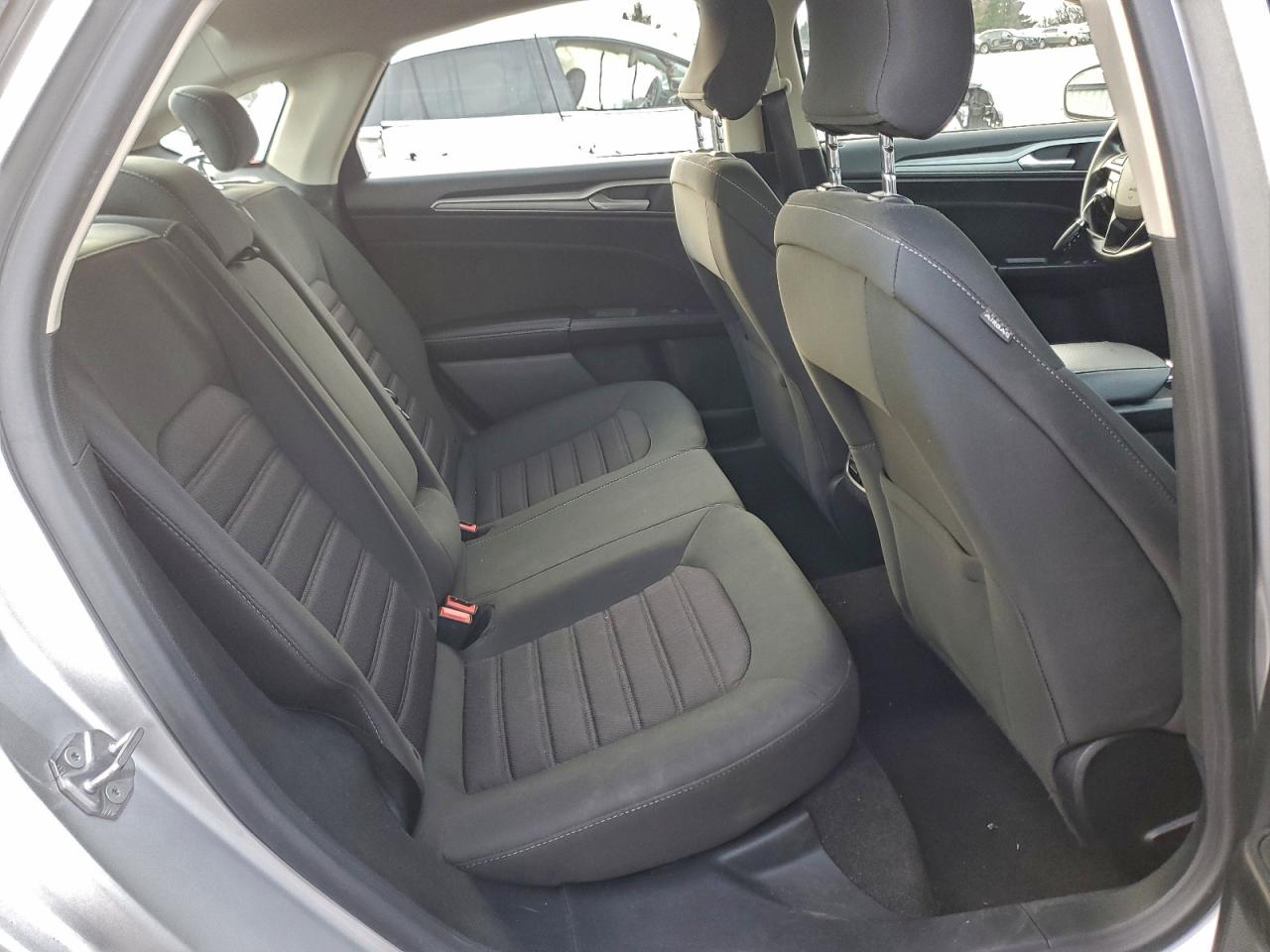2019 FORD FUSION SE photo 10