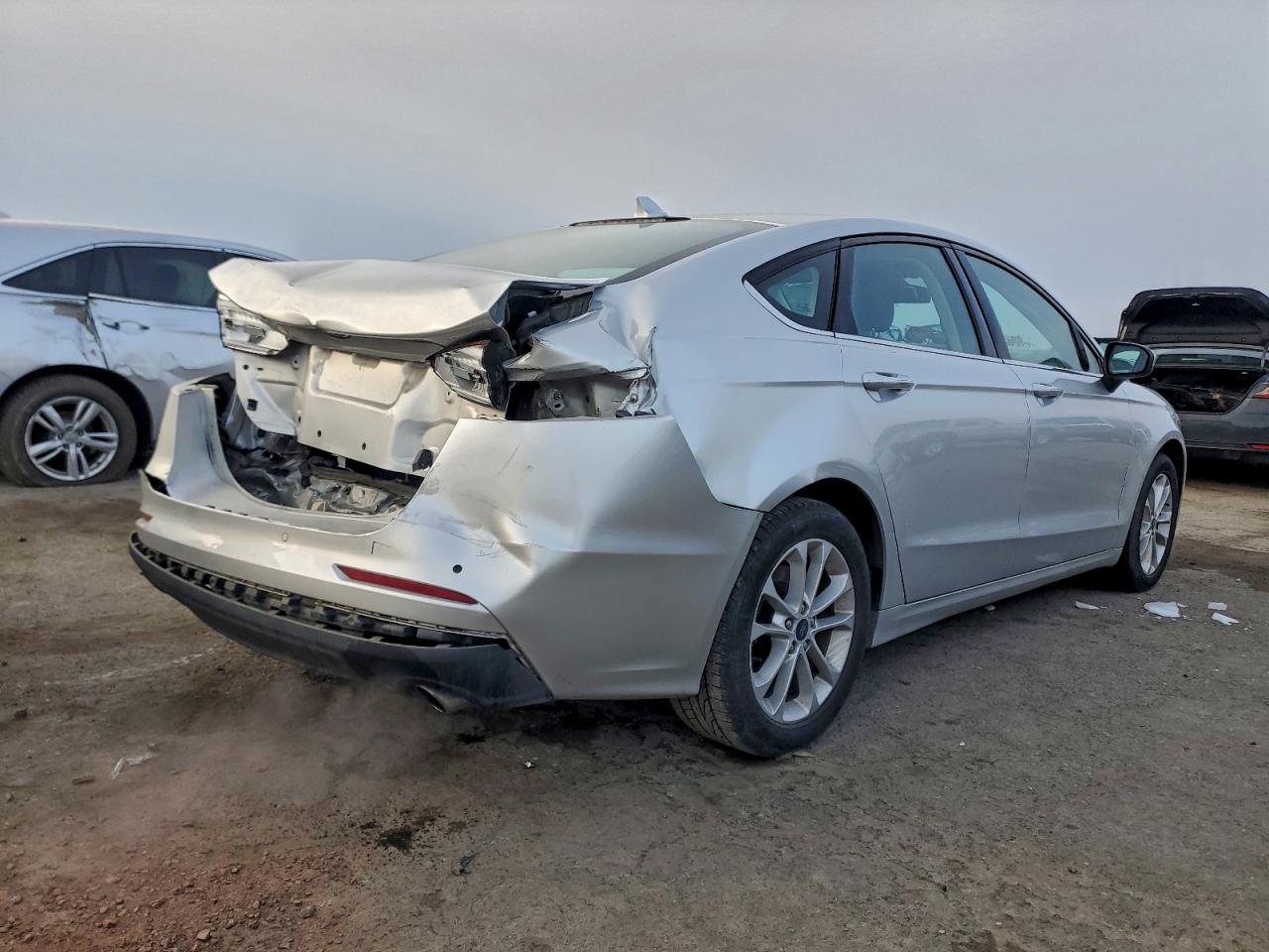 2019 FORD FUSION SE photo 3