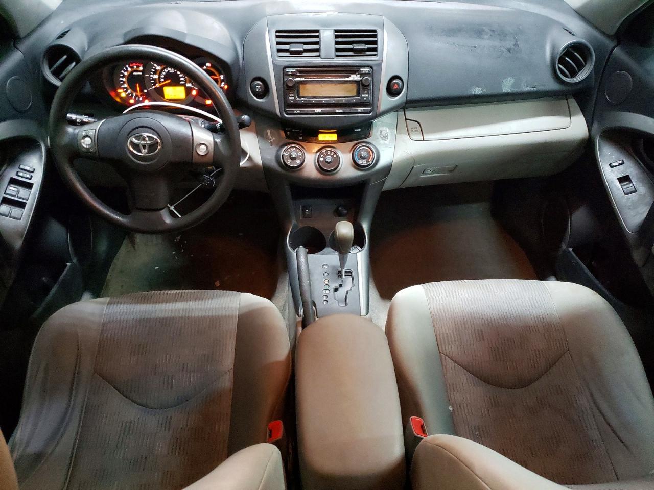 2012 TOYOTA RAV4 photo 8