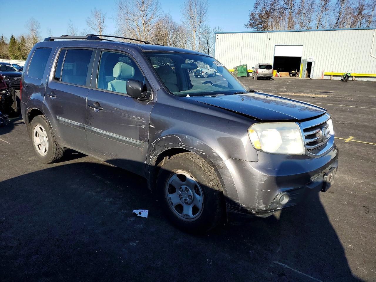 2015 HONDA PILOT LX photo 4
