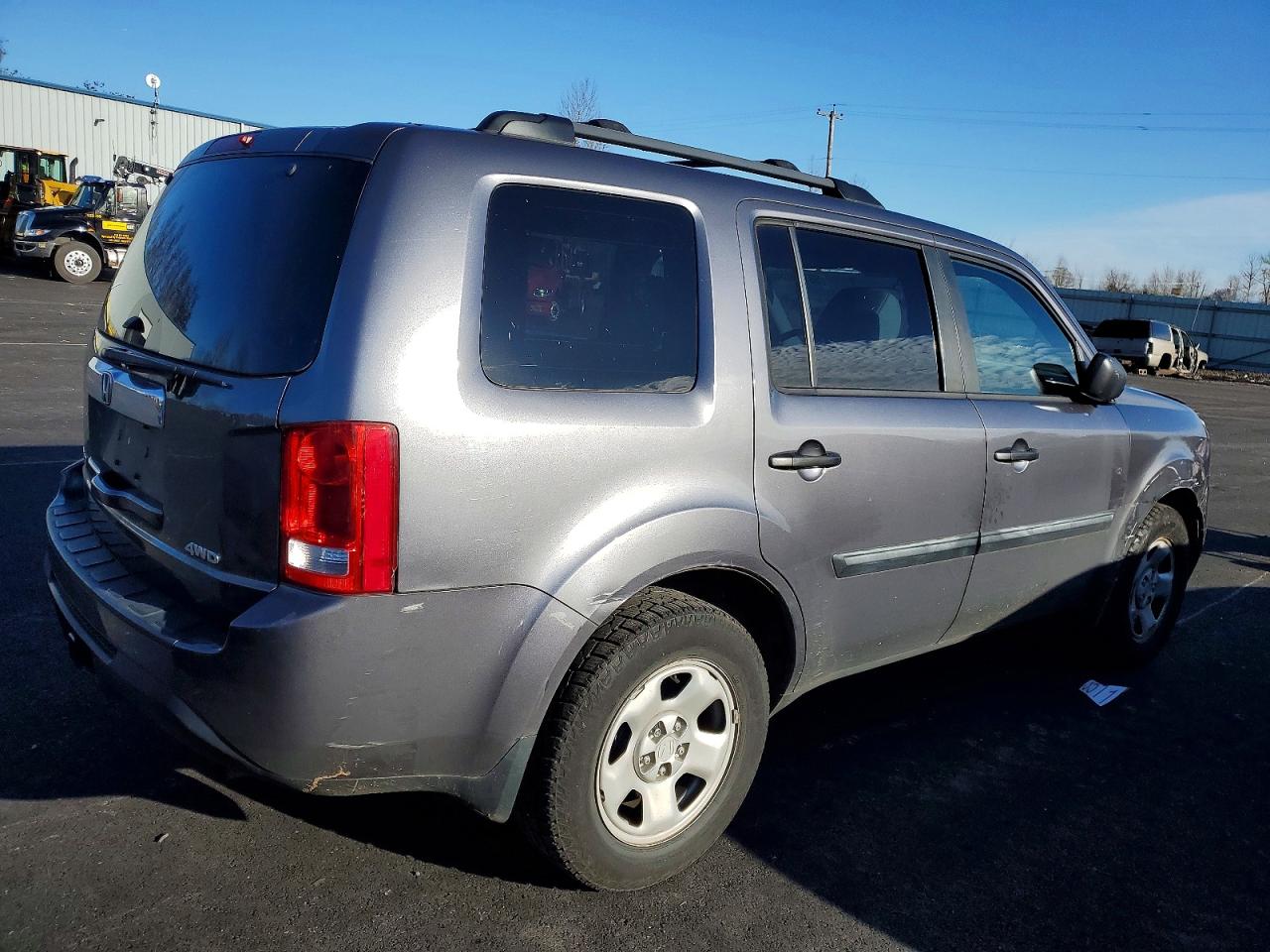 2015 HONDA PILOT LX photo 3