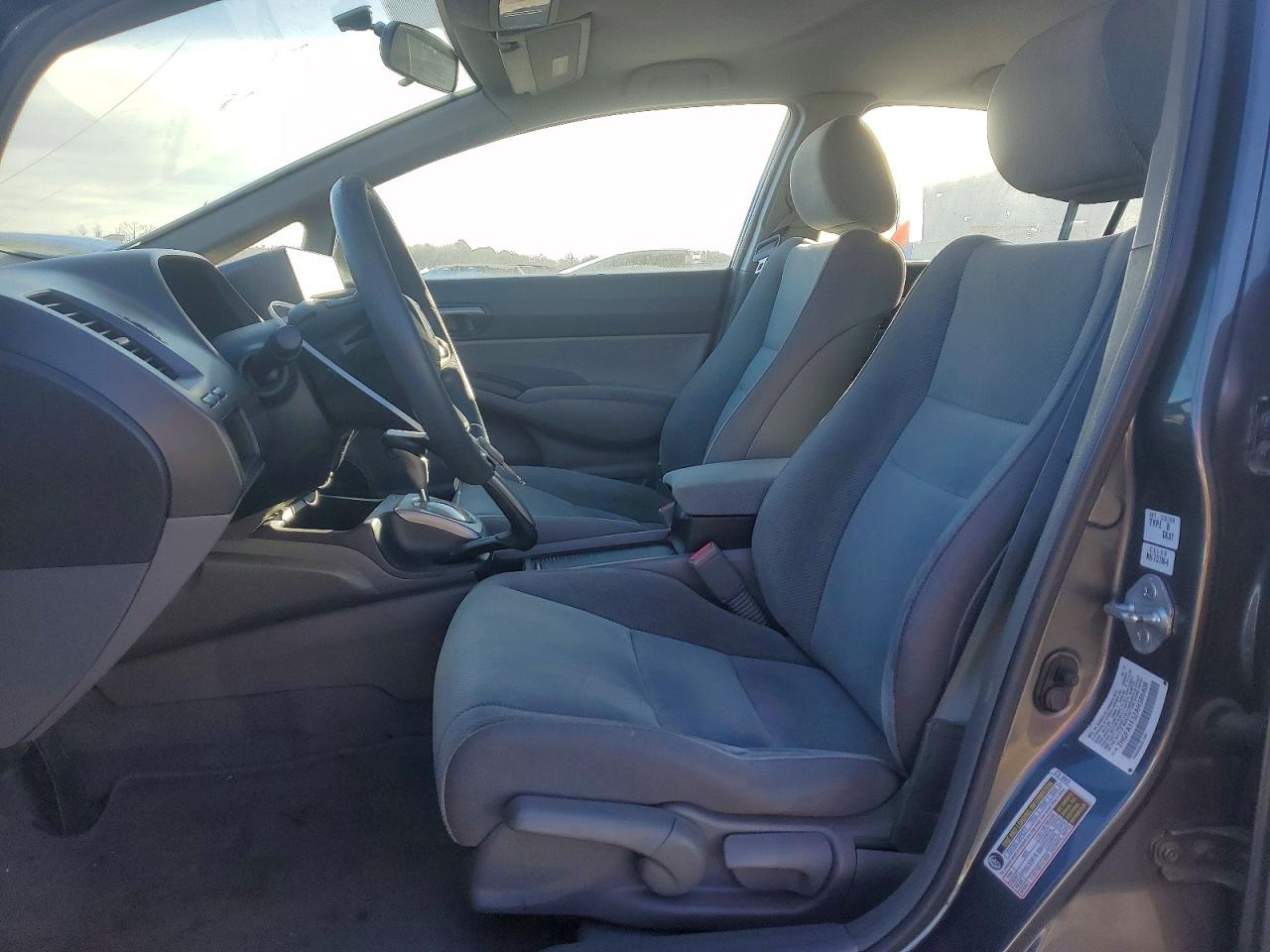 2010 HONDA CIVIC LX photo 7