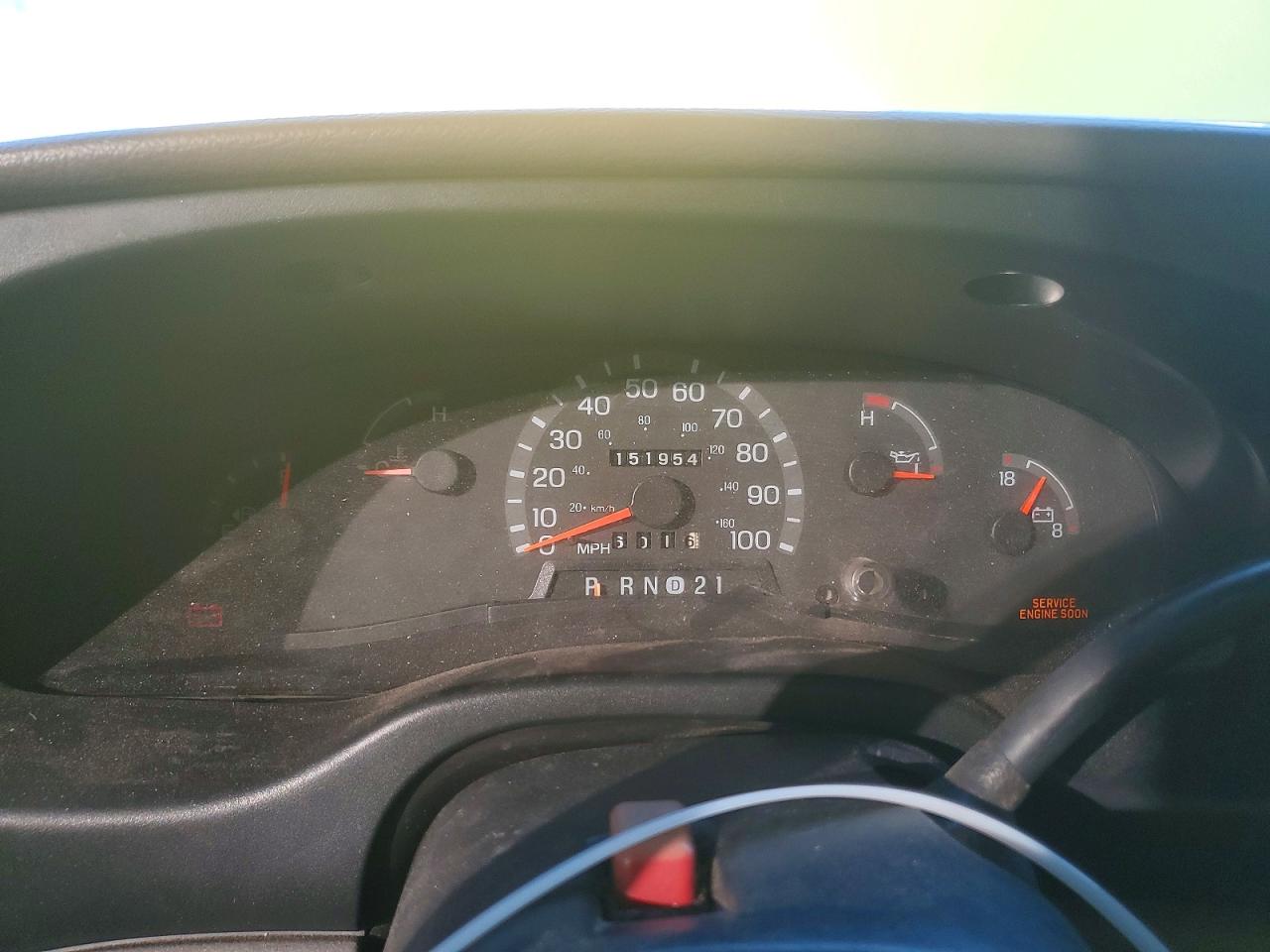 1997 FORD E350 BOX TRUCK photo 9