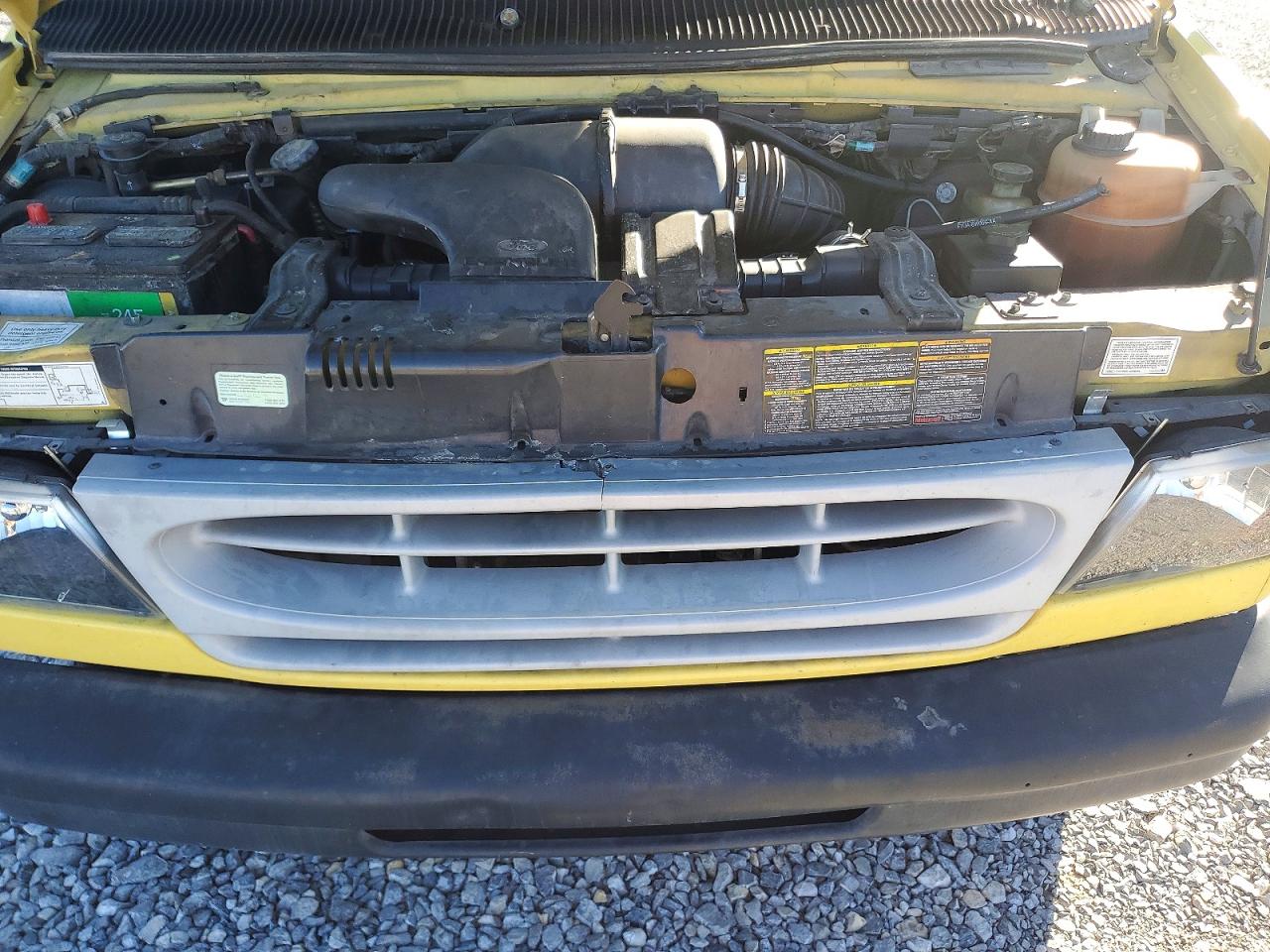 1997 FORD E350 BOX TRUCK photo 12