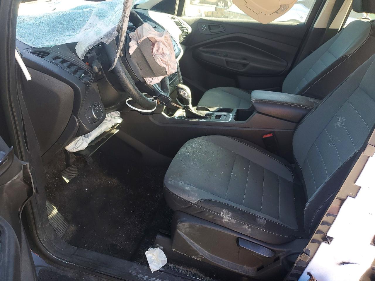 2017 FORD ESCAPE S photo 7