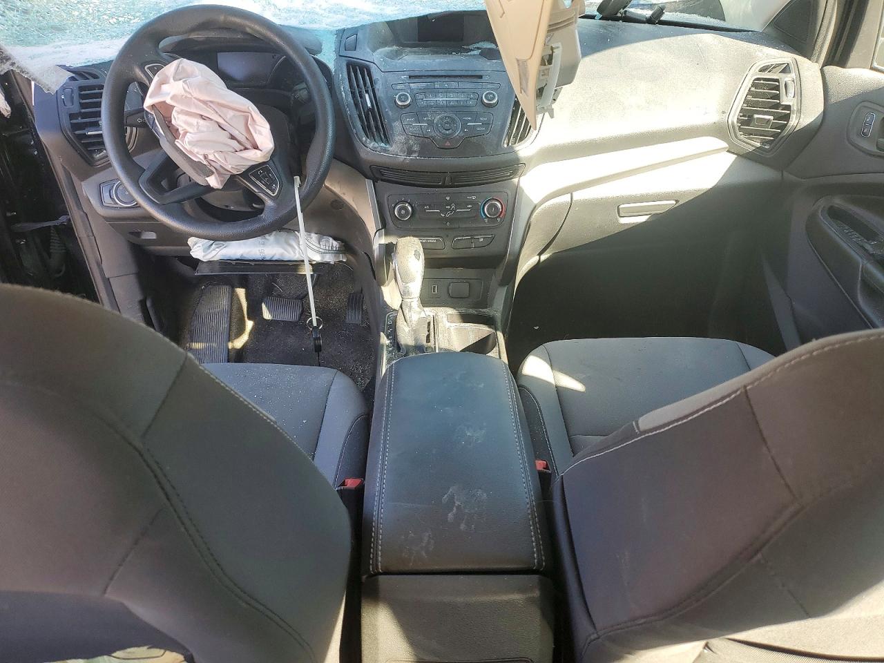2017 FORD ESCAPE S photo 8