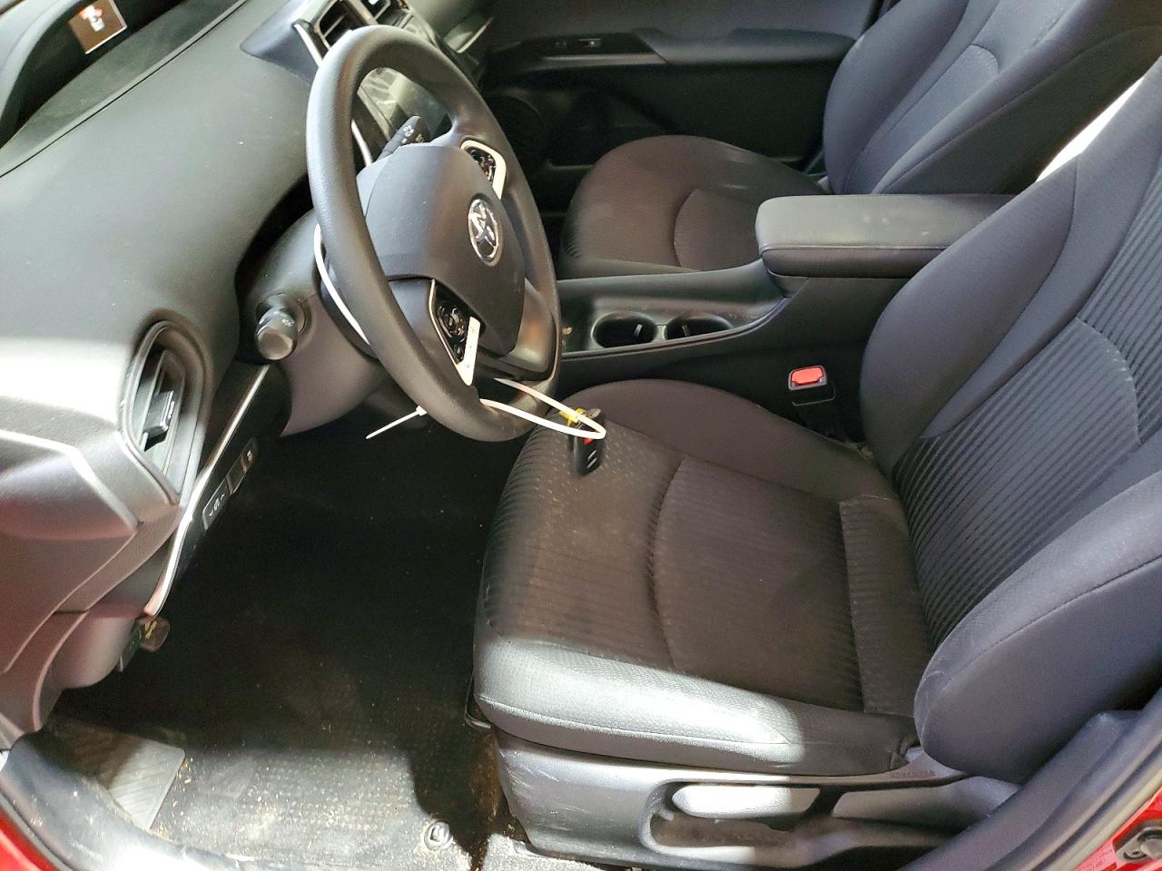 2016 TOYOTA PRIUS photo 7