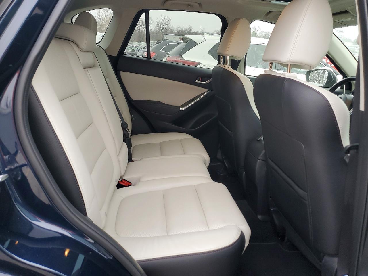 2016 MAZDA CX-5 GT photo 10