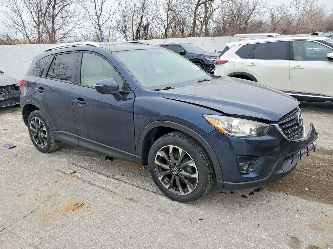 2016 MAZDA CX-5 GT photo 4