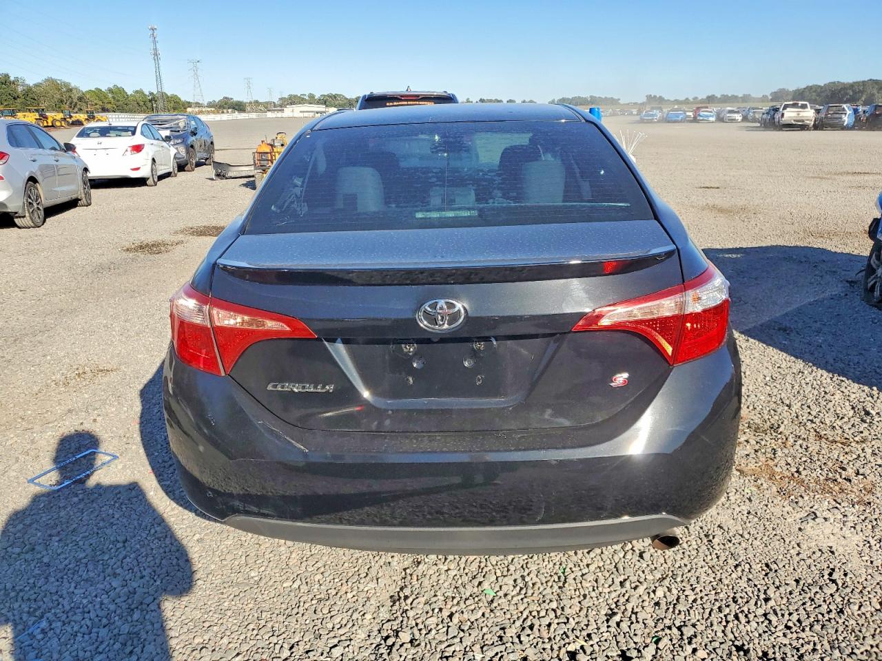 2019 TOYOTA COROLLA L photo 6