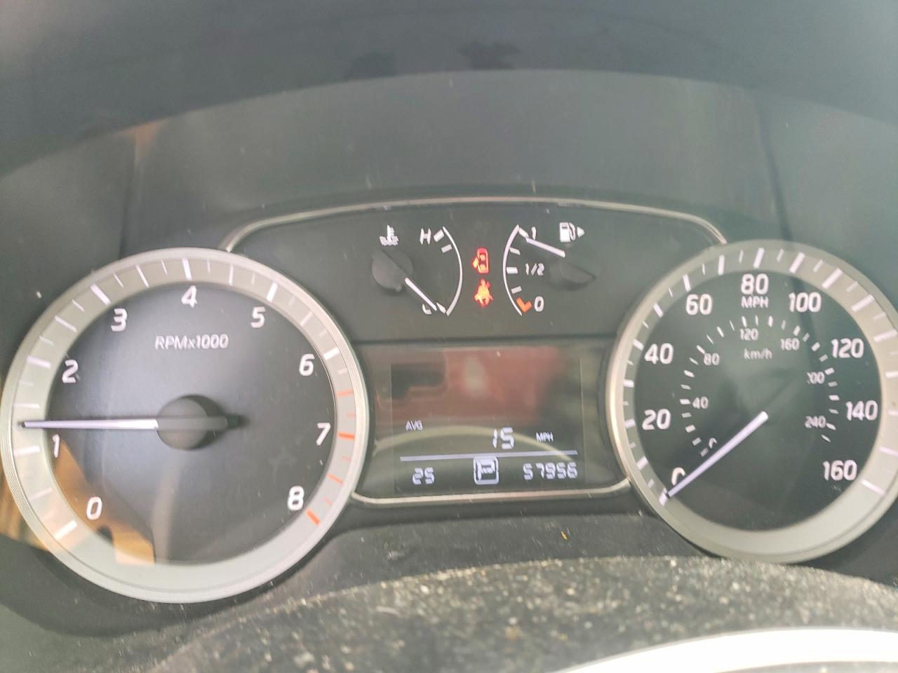 2014 NISSAN SENTRA S photo 9
