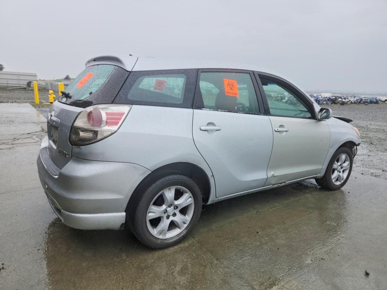 2005 TOYOTA COROLLA MATRIX BASE photo 3