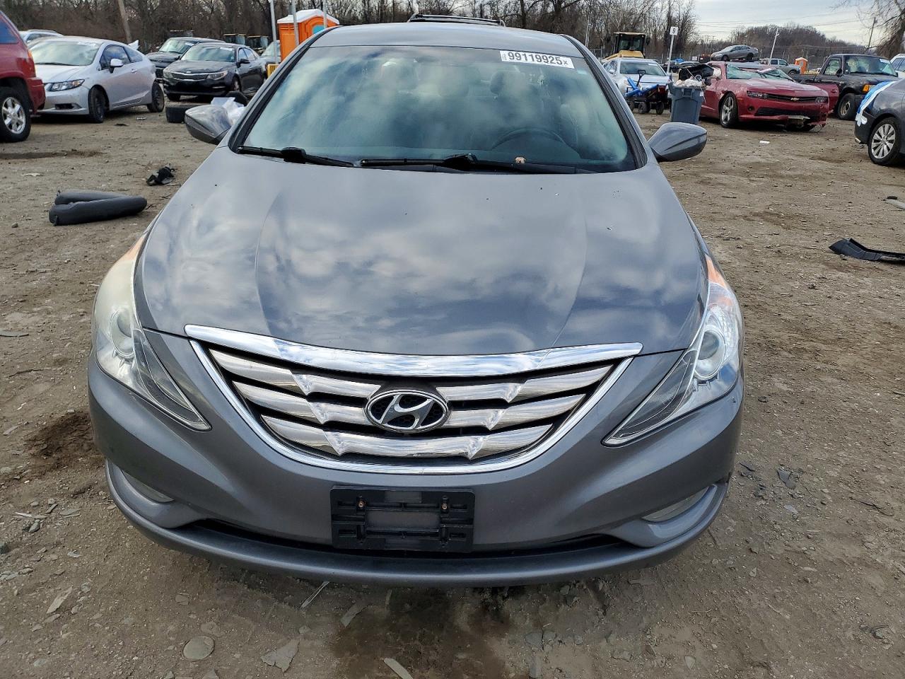2013 HYUNDAI SONATA SE photo 5