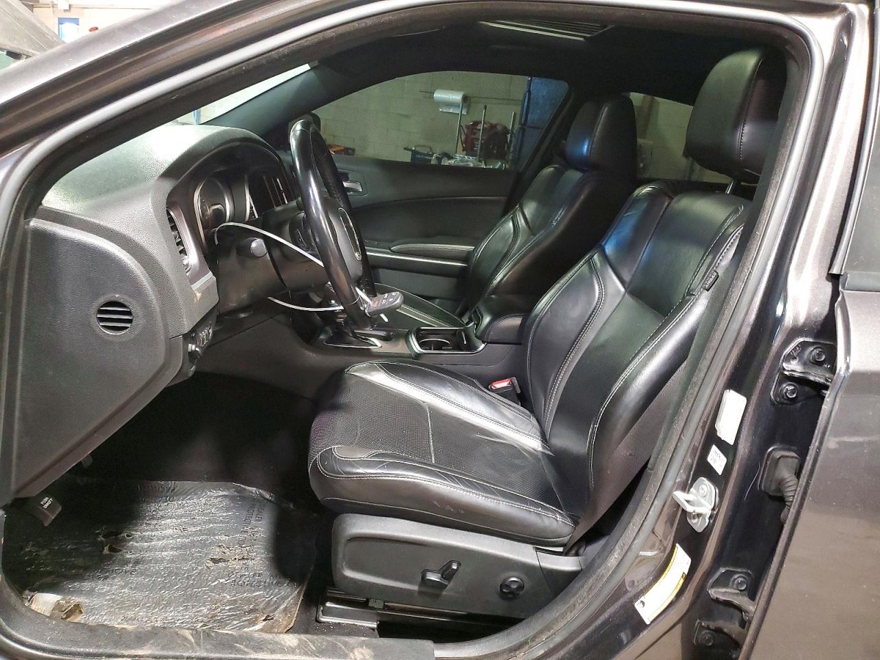 2020 DODGE CHARGER SXT photo 7