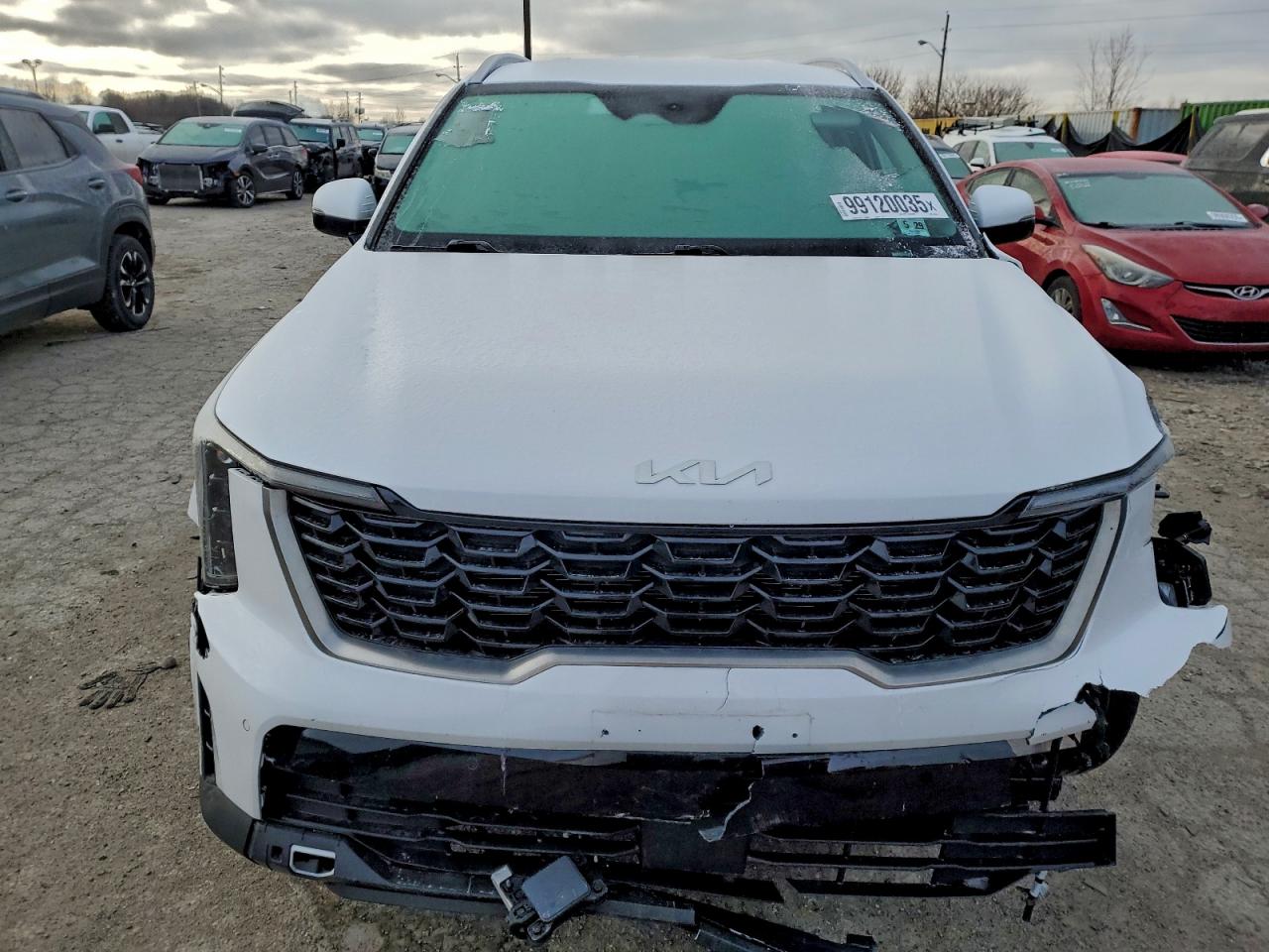2024 KIA SORENTO S photo 5