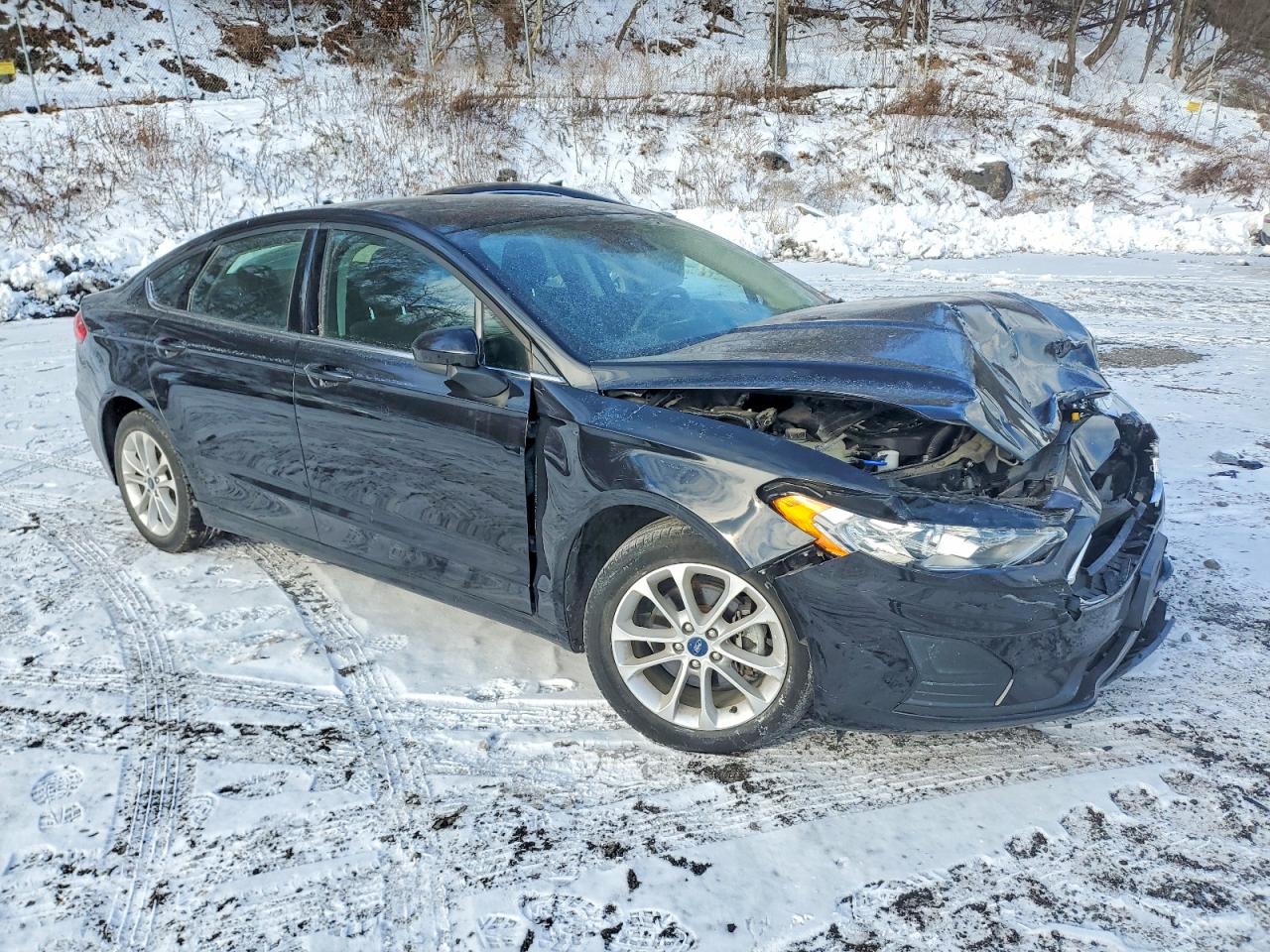 2020 FORD FUSION SE photo 4