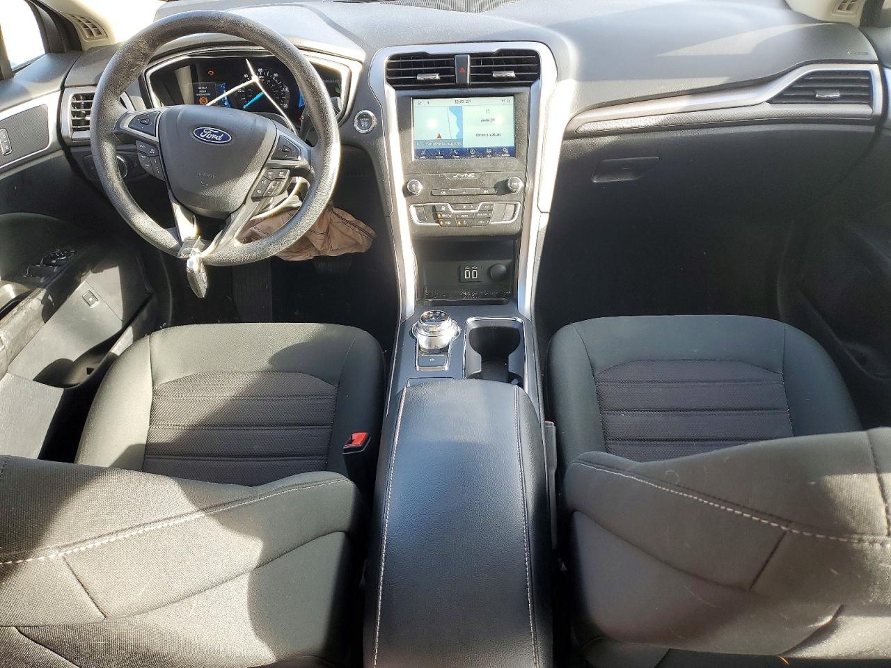 2020 FORD FUSION SE photo 8