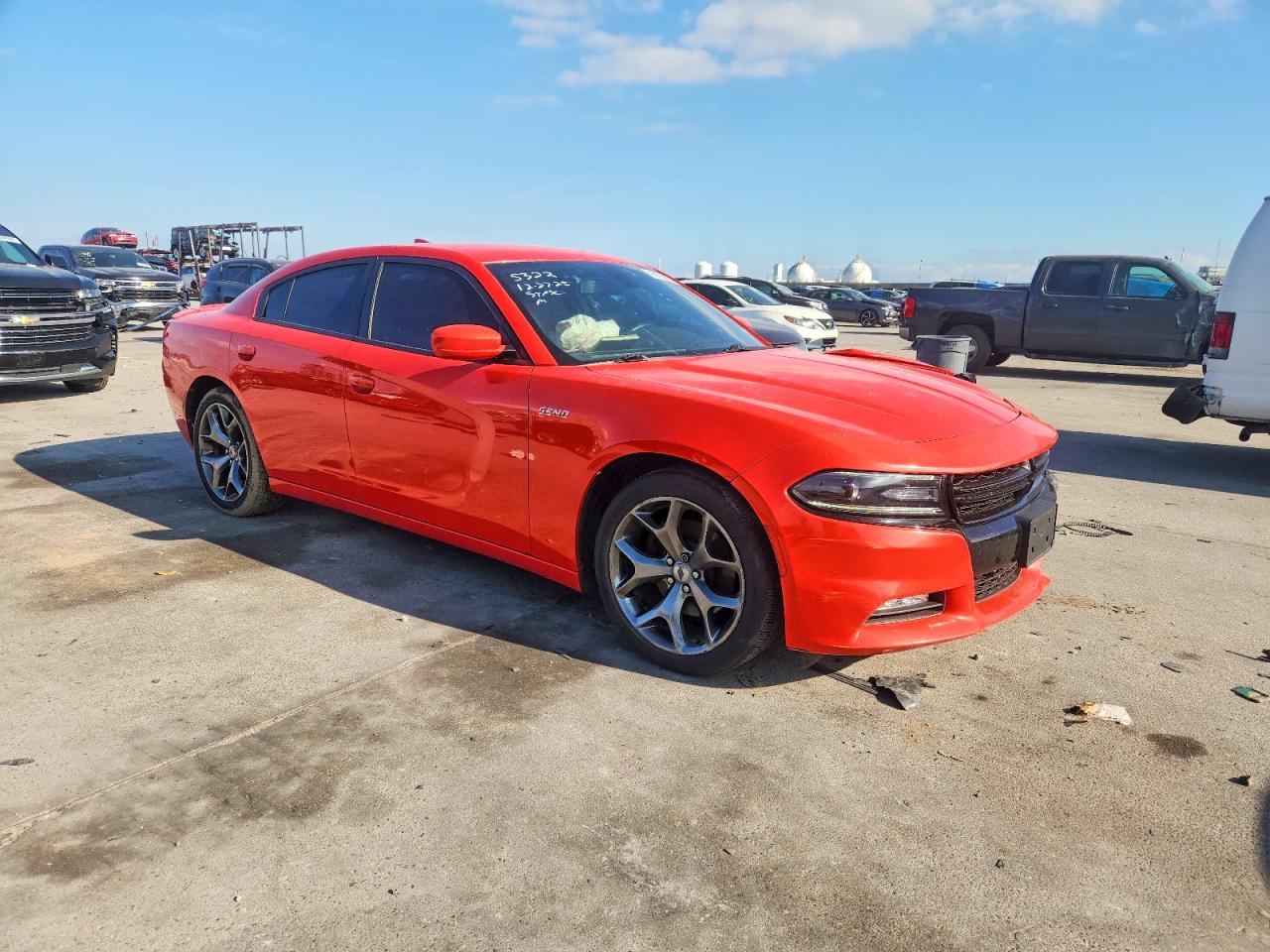 2017 DODGE CHARGER SXT photo 4