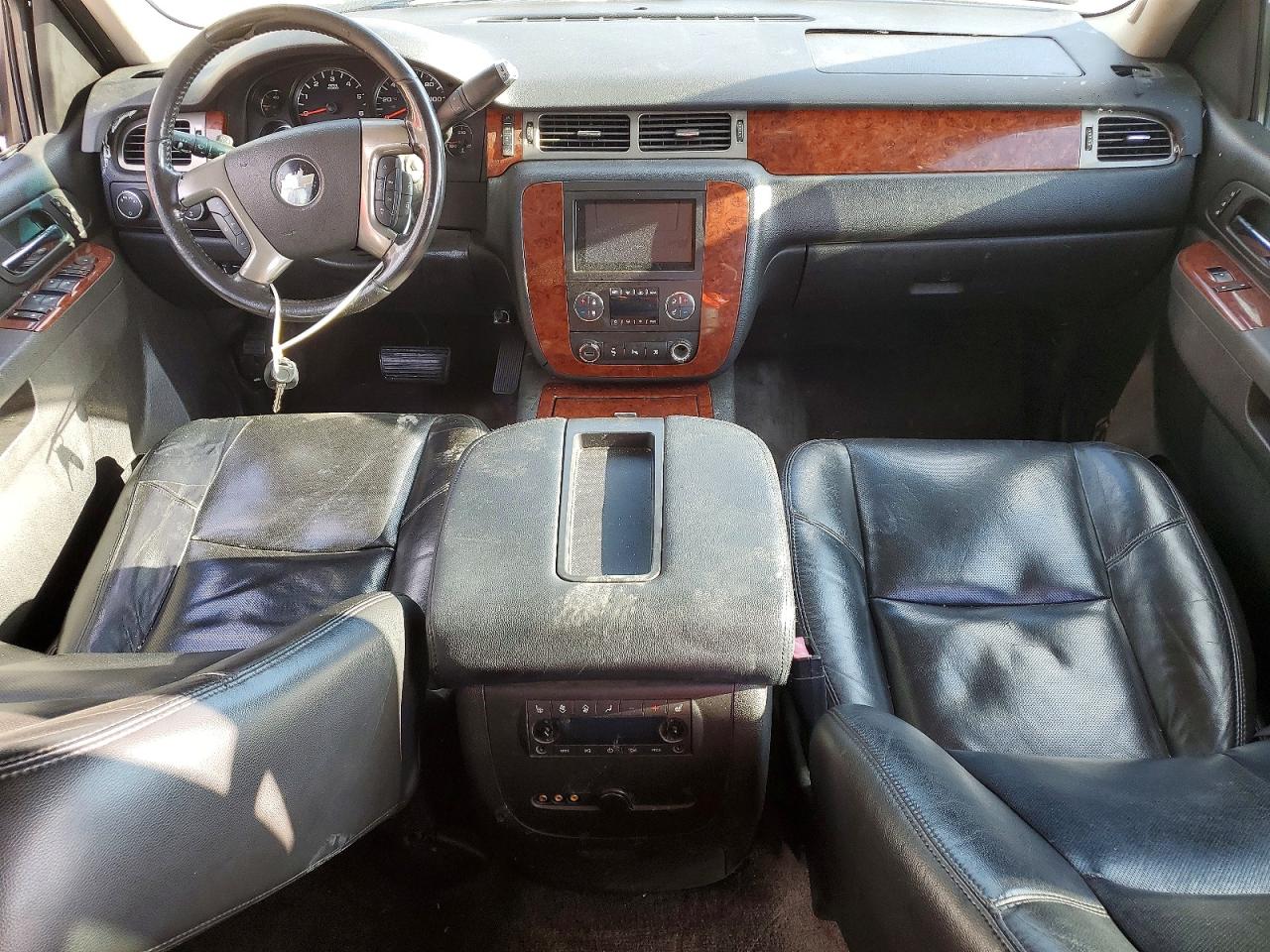 2011 CHEVROLET TAHOE K1500 LTZ photo 15