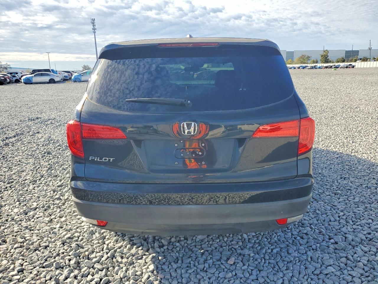 2016 HONDA PILOT EXL photo 6