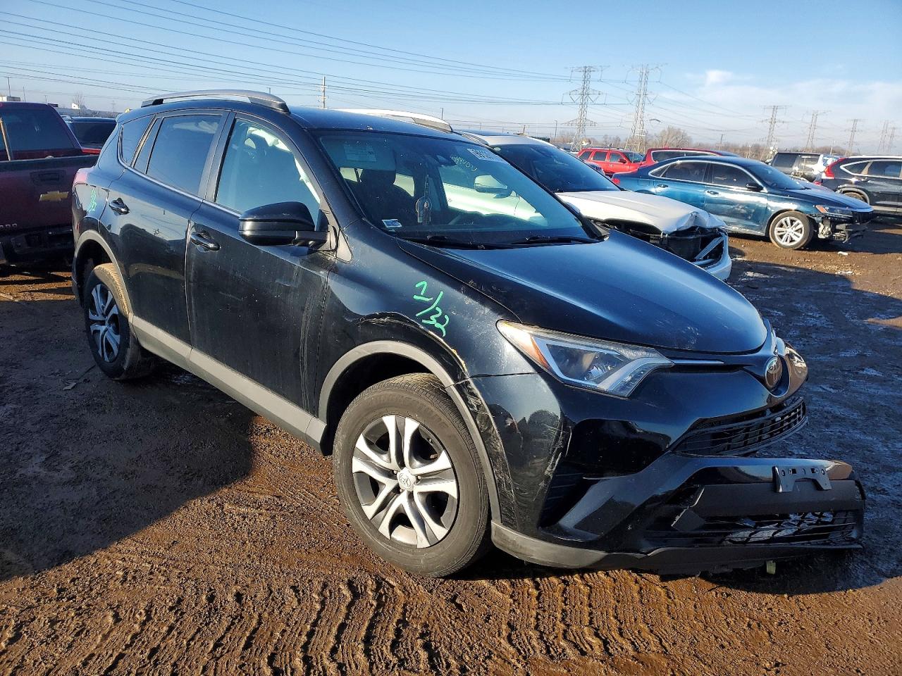 2017 TOYOTA RAV4 LE photo 4