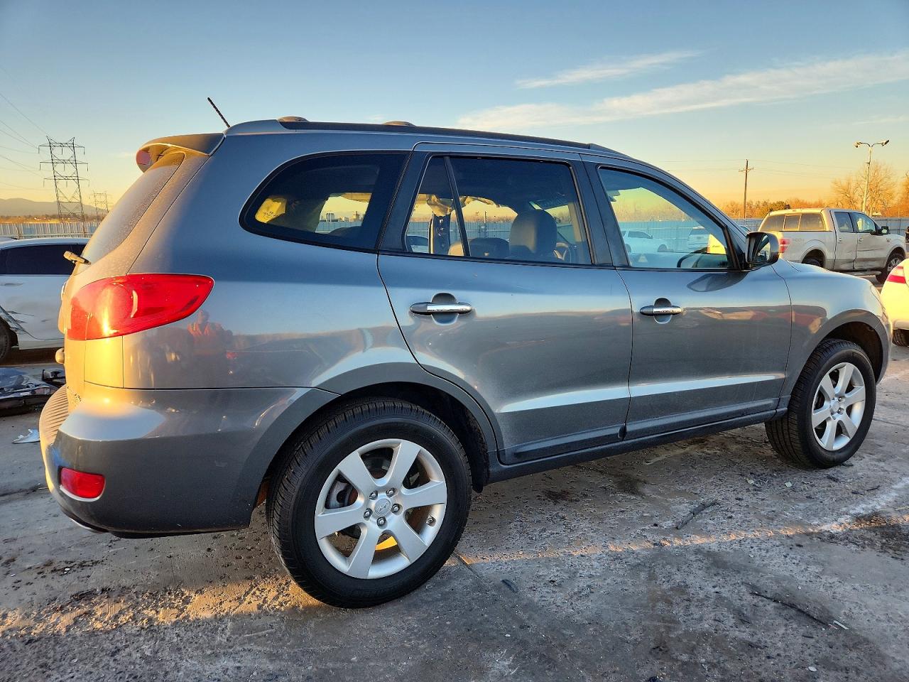 2009 HYUNDAI SANTA FE SE photo 3