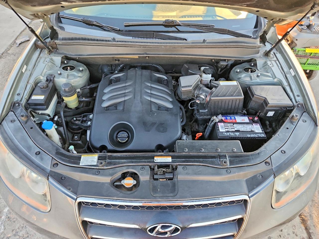 2009 HYUNDAI SANTA FE SE photo 12