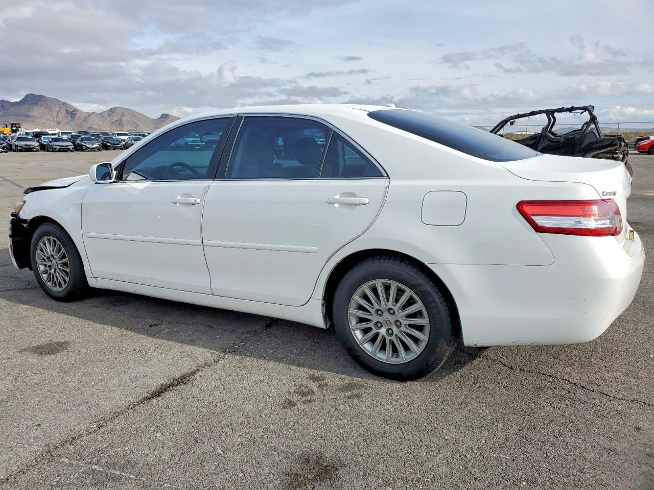 2010 TOYOTA CAMRY BASE photo 2