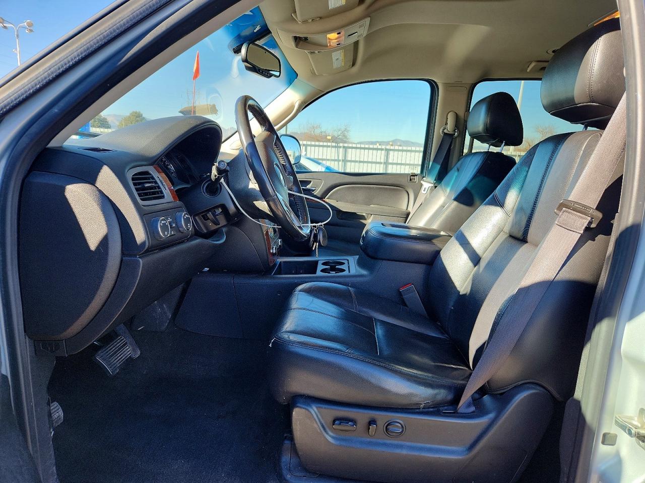 2013 CHEVROLET SUBURBAN K1500 LT photo 7