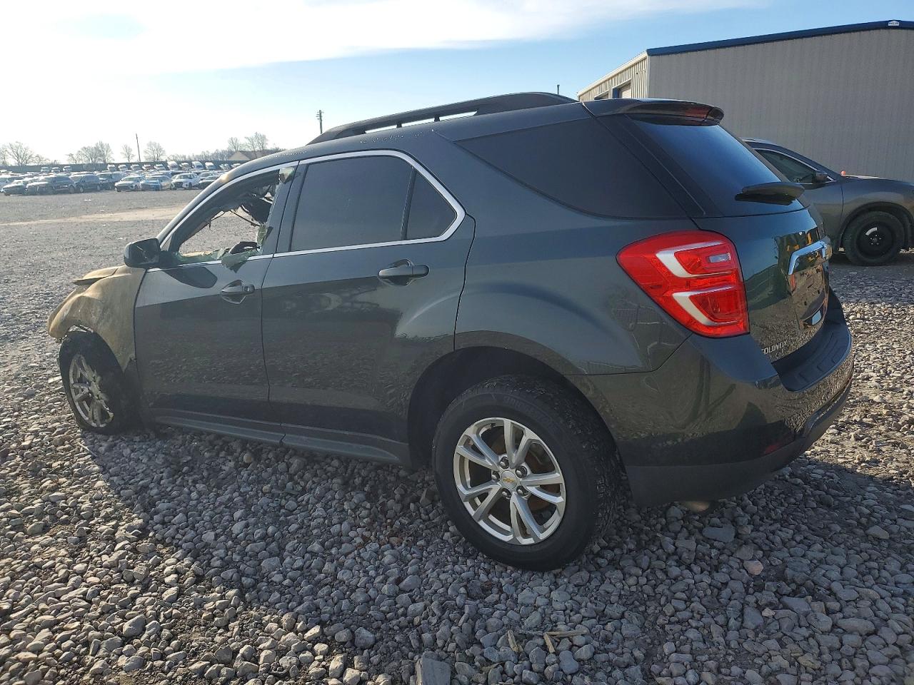 2017 CHEVROLET EQUINOX LT photo 2