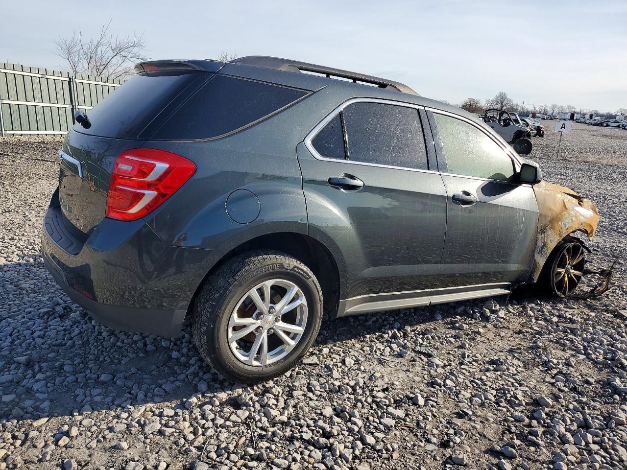 2017 CHEVROLET EQUINOX LT photo 3
