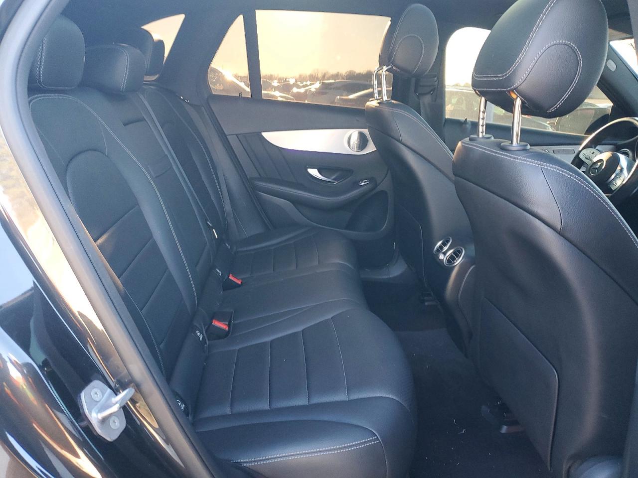2021 MERCEDES-BENZ GLC 300 photo 11