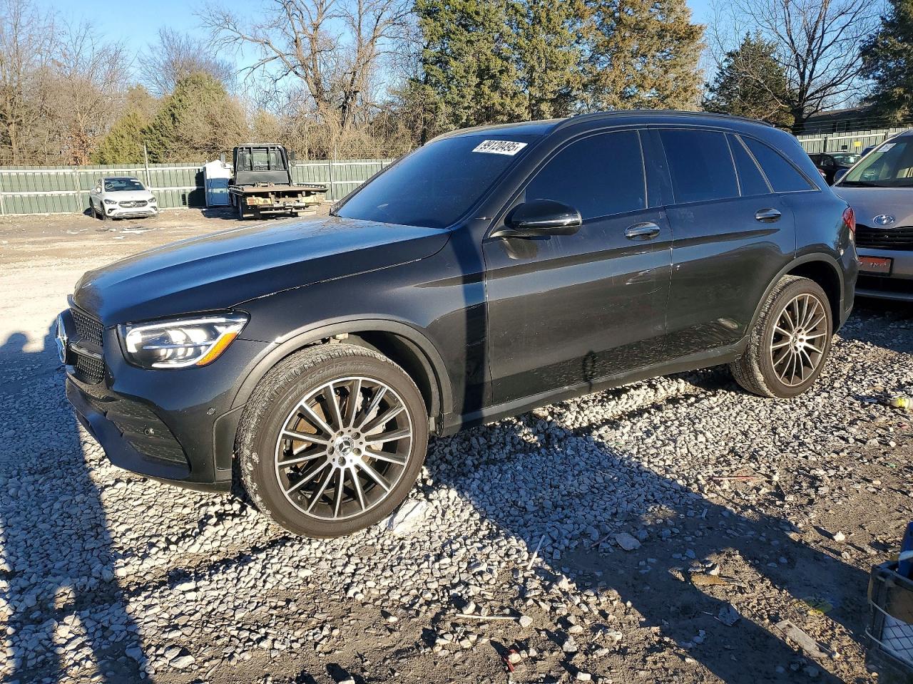 2021 MERCEDES-BENZ GLC