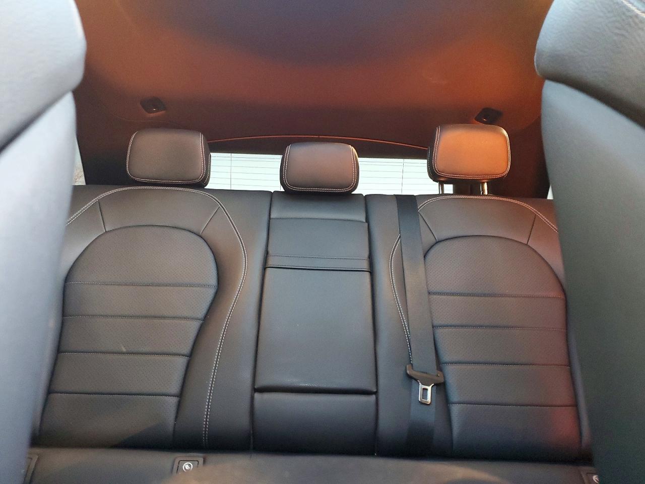 2021 MERCEDES-BENZ GLC 300 photo 10